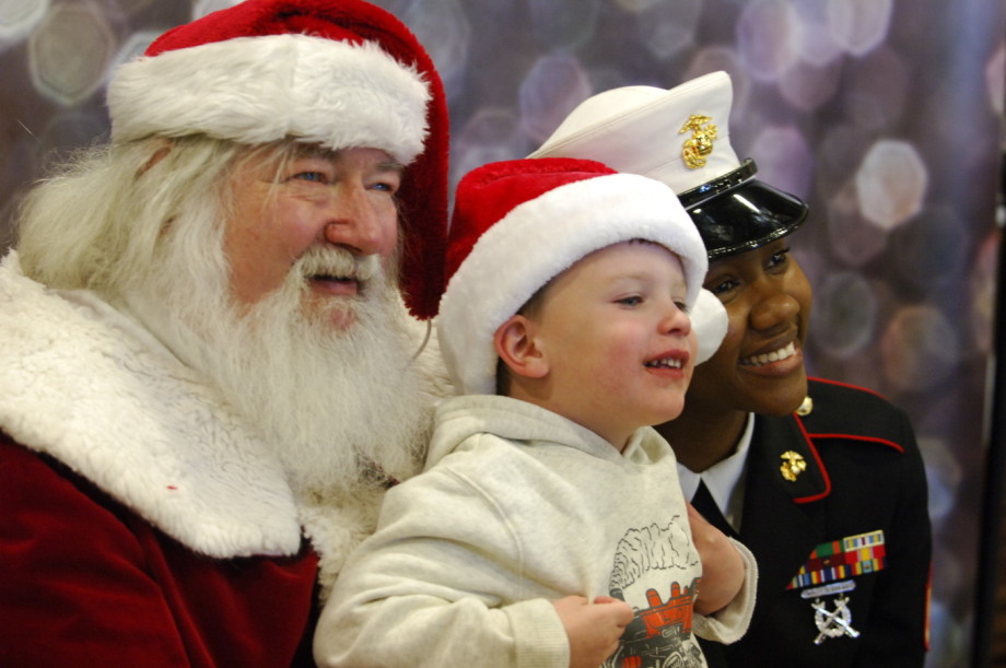 2015 Kuiken Brothers Toys for Tots Event Roxbury (357)