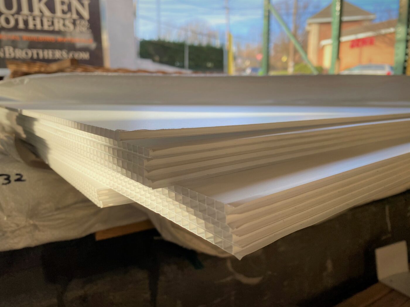 Correx Corrugated Plastic 4' x 8' Sheets for Jobsite Protection In
