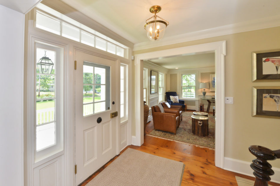 1850 Greek Revival Farmhouse Renovation Features Kuiken Brothers' KB ...