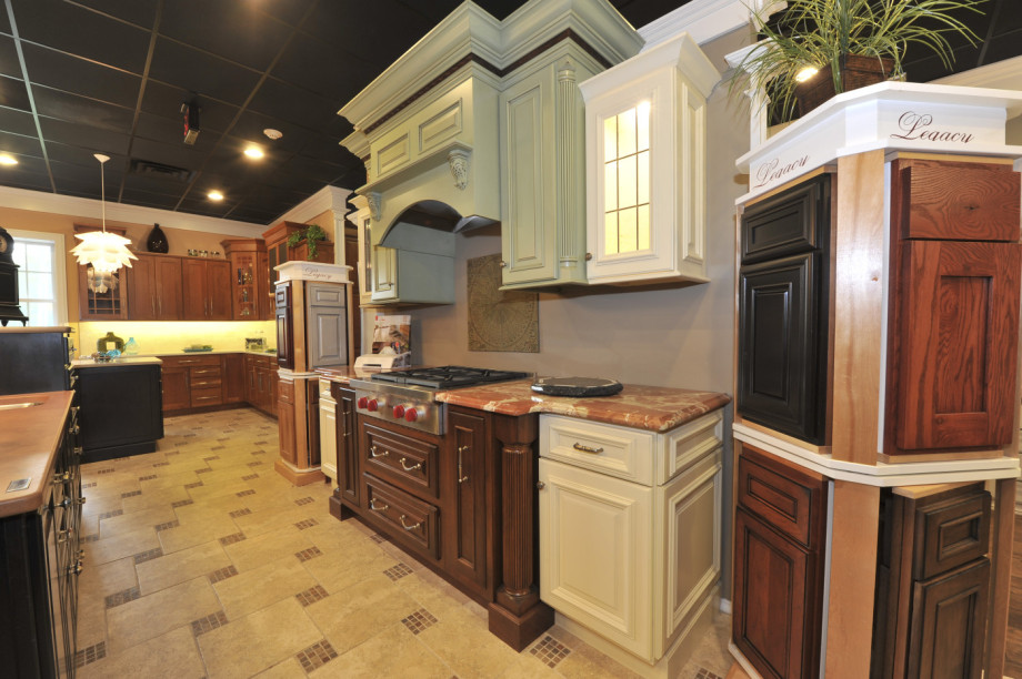 Kuiken Brothers Succasunna Kitchen Cabinetry Showroom Morris County NJ (16)